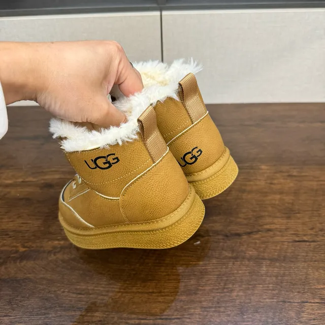 UGG Pink White Rotary Dial Closure Shearling-Lined Cuff Snow Boots 13