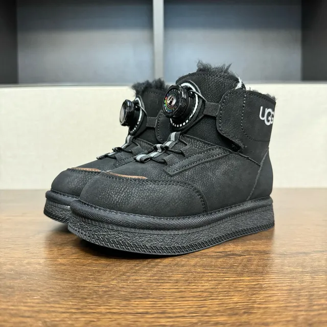 UGG Pink White Rotary Dial Closure Shearling-Lined Cuff Snow Boots 14
