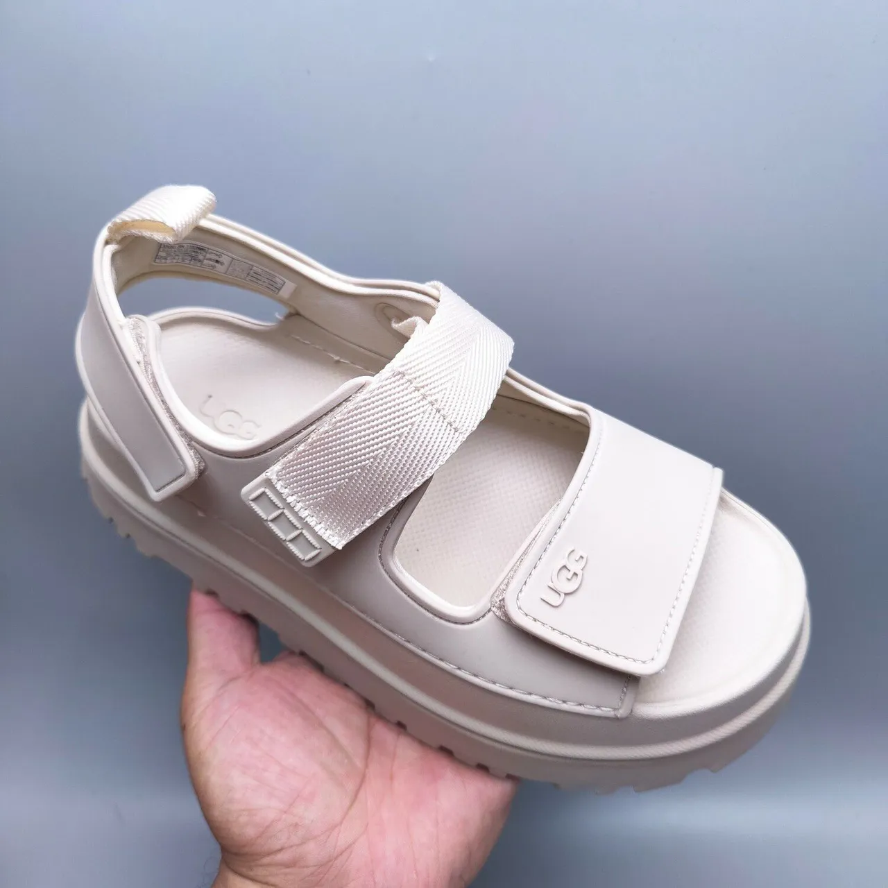UGG Tasman بيج Chunky Platform Dual Velcro Straps صندل كاجوال 3