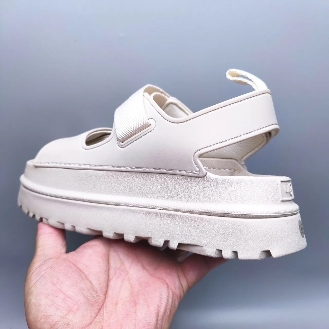 UGG Tasman بيج Chunky Platform Dual Velcro Straps صندل كاجوال 4