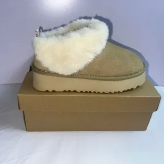 UGG Tasman Beige Shearling-Lined Platform Snow Boots