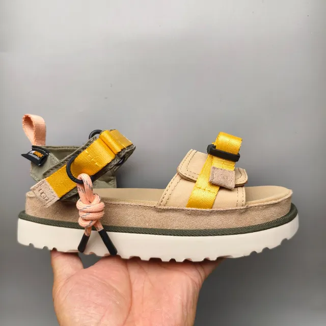 UGG Tasman Flatform beige vert militaire semelle plateforme sangles ajustables en tissu sandales casual 2