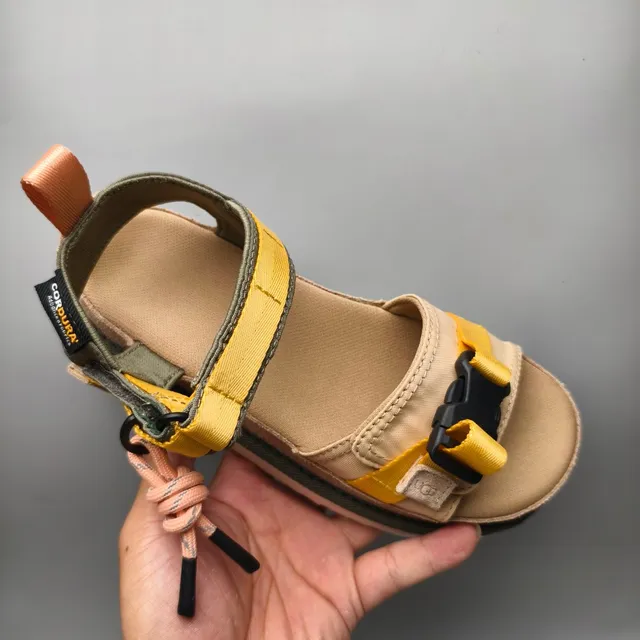UGG Tasman Flatform beige vert militaire semelle plateforme sangles ajustables en tissu sandales casual 3