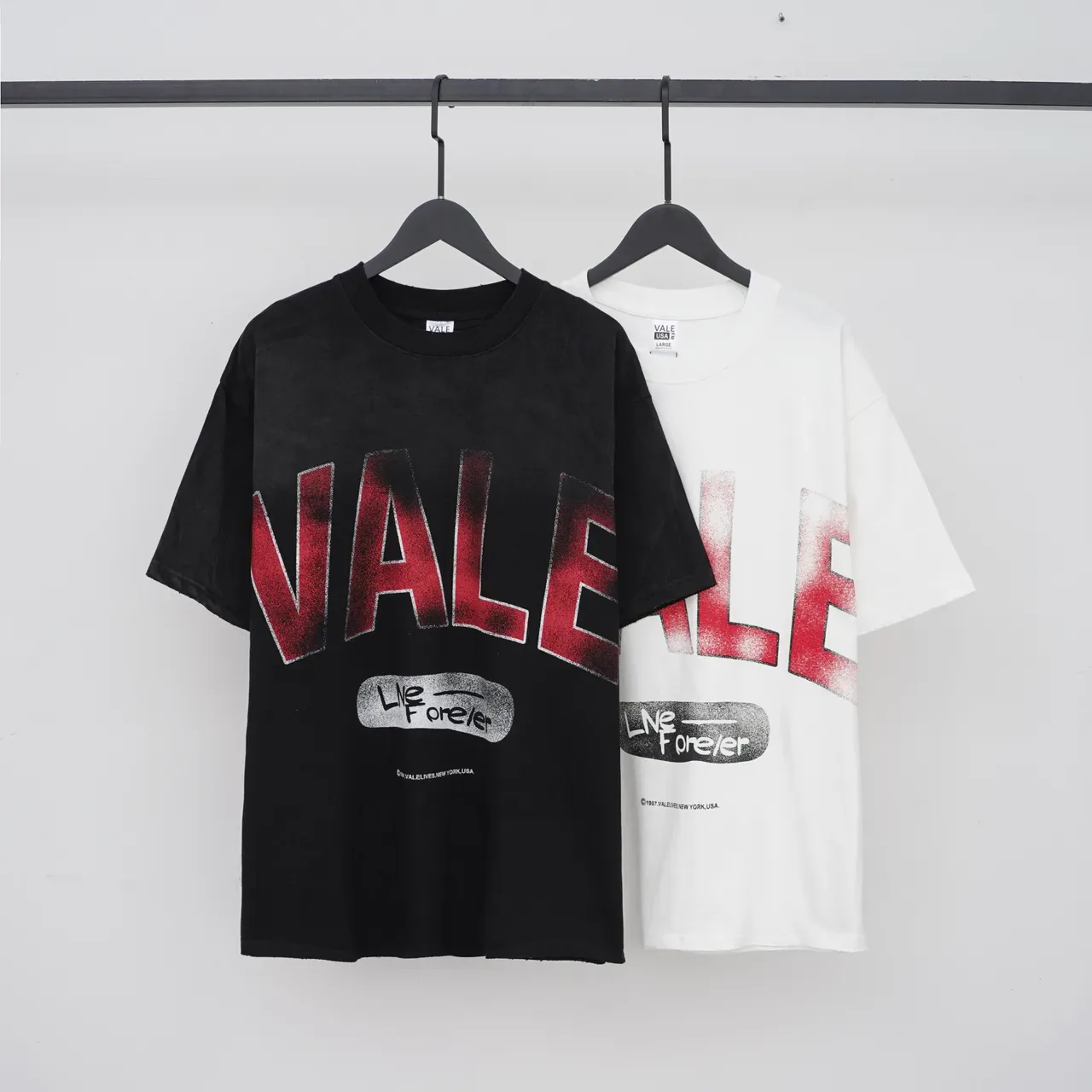 Vale Forever Live Forever Arch Graphic T-Shirt 6