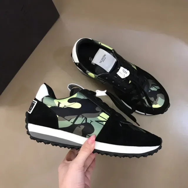 Sneakers Lifestyle Valentino Noir Multicolore Imprimé Camouflage Panneau Latéral Daim et Synthétique 6