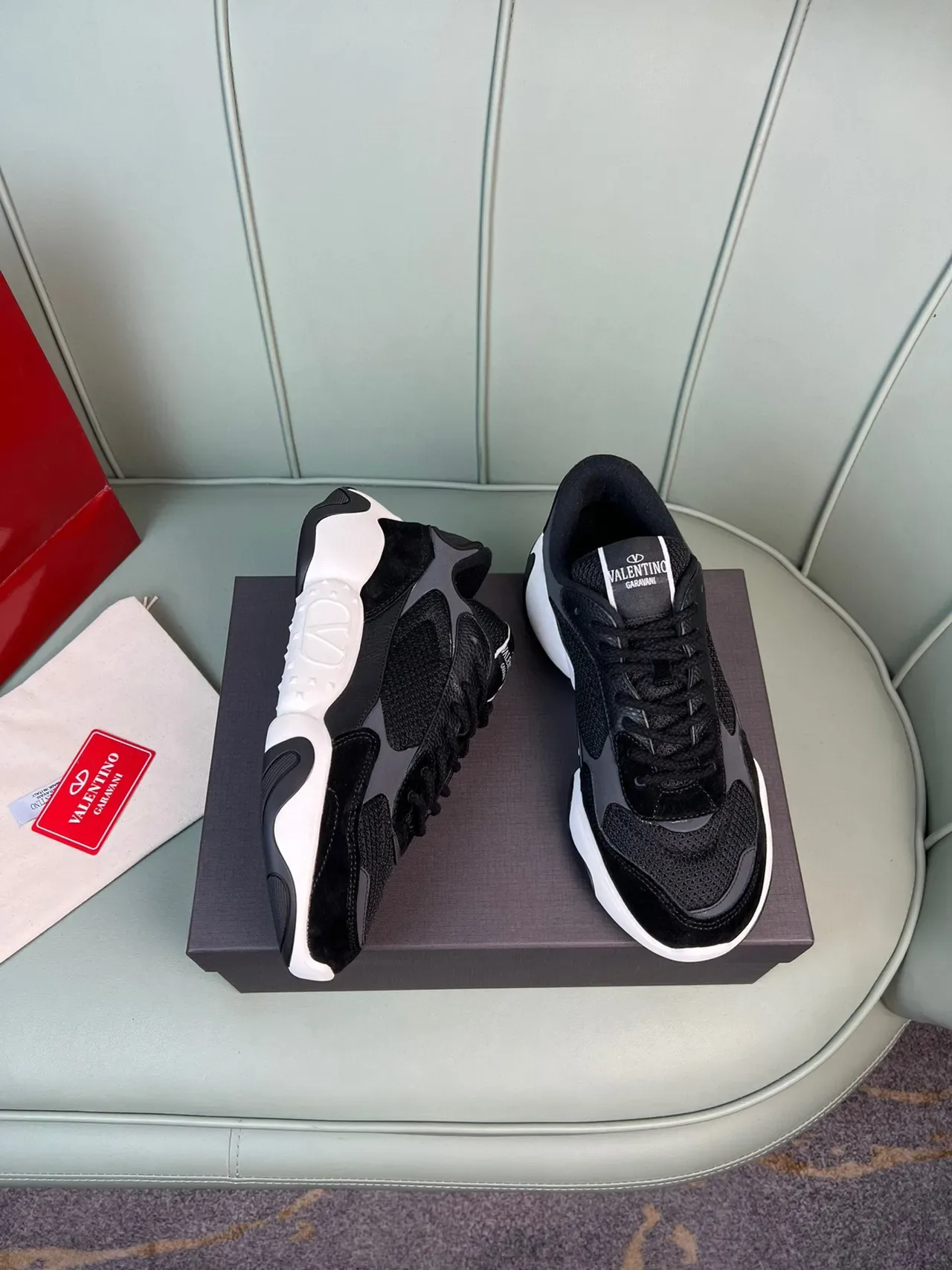 Valentino Black White Sole Mixed-Material Upper Chunky Sneakers 5
