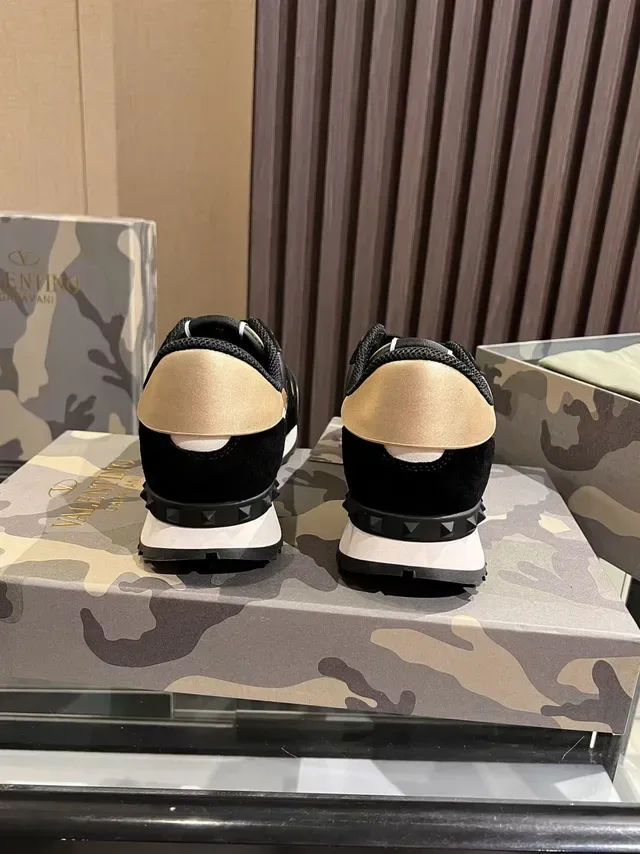 Valentino Garavani Camouflage-Print Lifestyle Sneakers 2