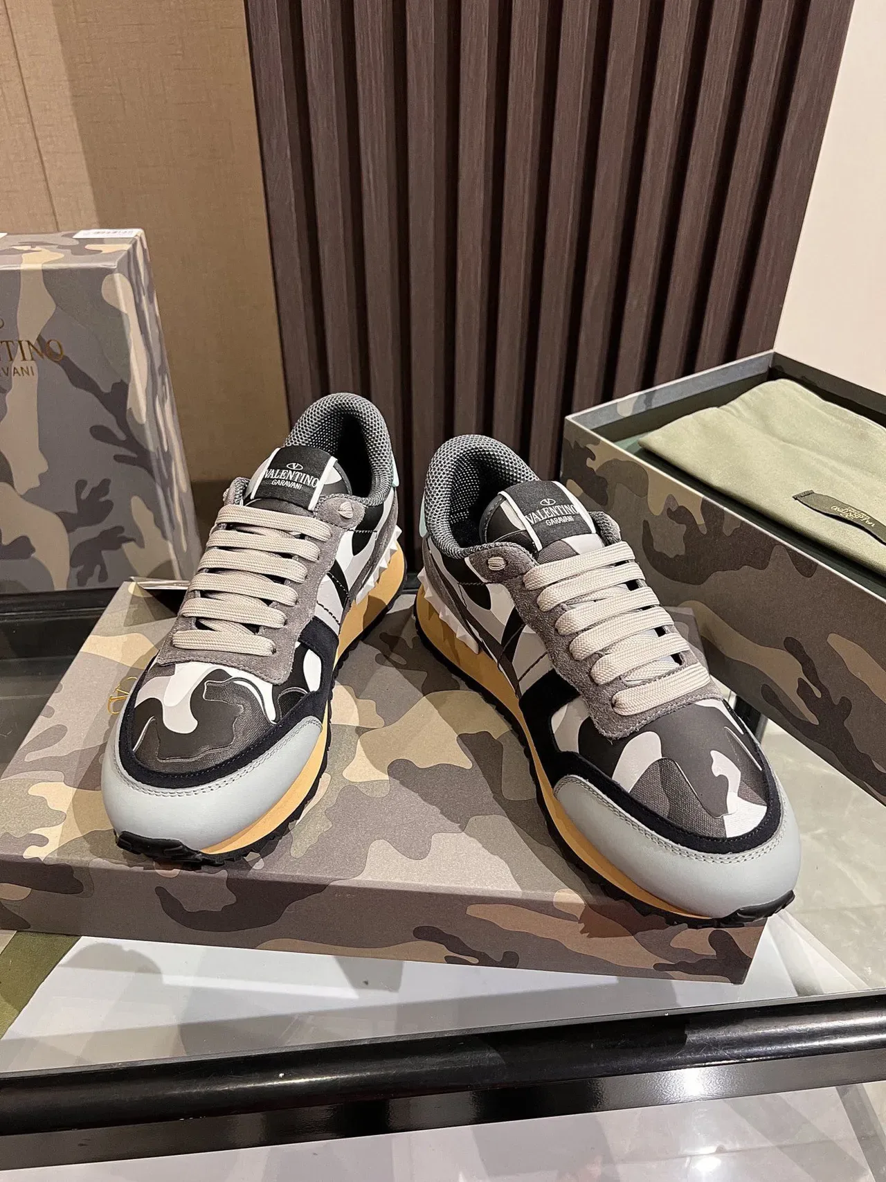 Valentino Garavani Camouflage-Print Low-Top Lifestyle Sneakers 8