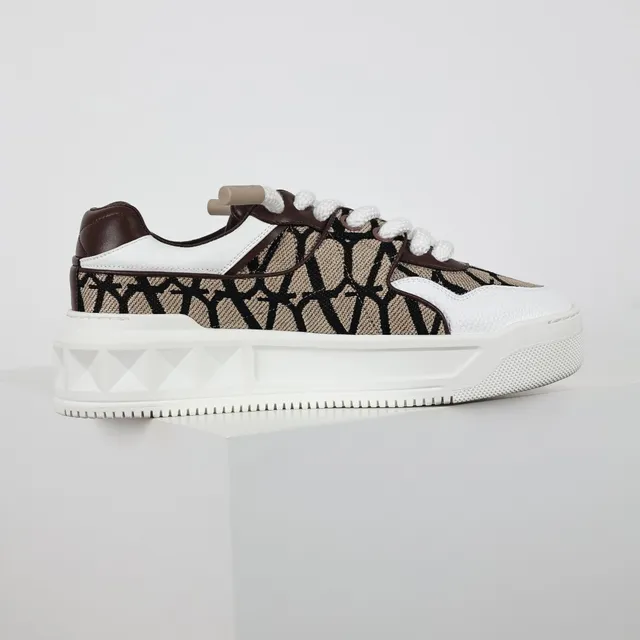 Valentino مفتوح أبيض بني Monogram Jacquard Upper Geometric Midsole Lifestyle Sneakers 7