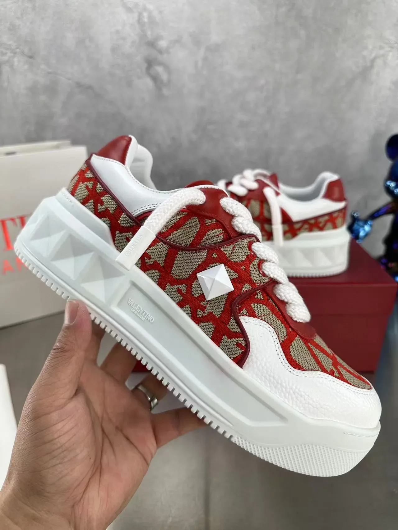 Valentino Vermelho Bege Impressão Geométrica Têxtil Parte Superior Sola Plataforma Branca Grossa Tênis Lifestyle 2