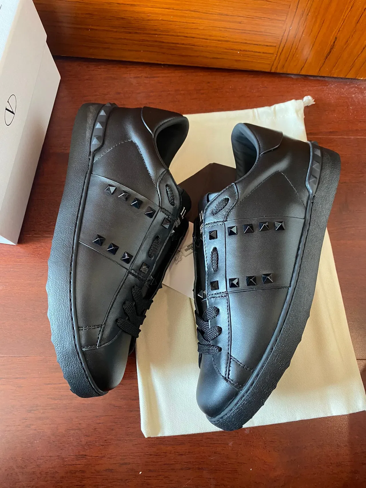 Valentino Rockstud Black Leather Pyramid Stud Lifestyle Sneakers 6