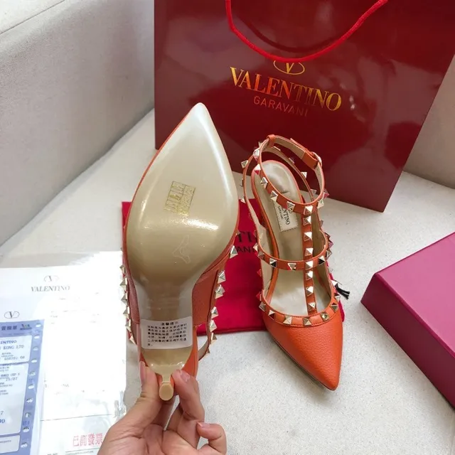 Valentino Rockstud Naranja Cuero Pirámide Stud Tacones 7