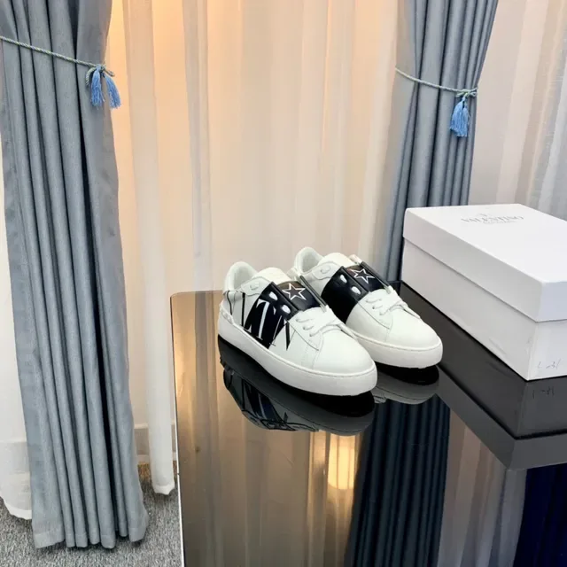 Valentino Rockstud VLTN White Black Logo Lifestyle Sneakers 5
