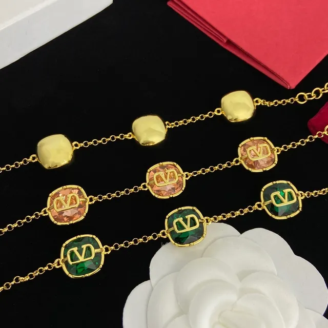 Valentino VLogo Charm de Cristal Pulseira Tonal Dourado 5