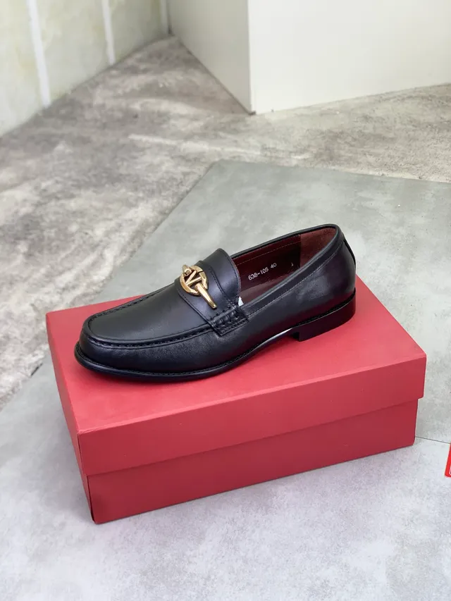 Valentino VLogo Loafer Black Leather Gold Hardware Loafers 4