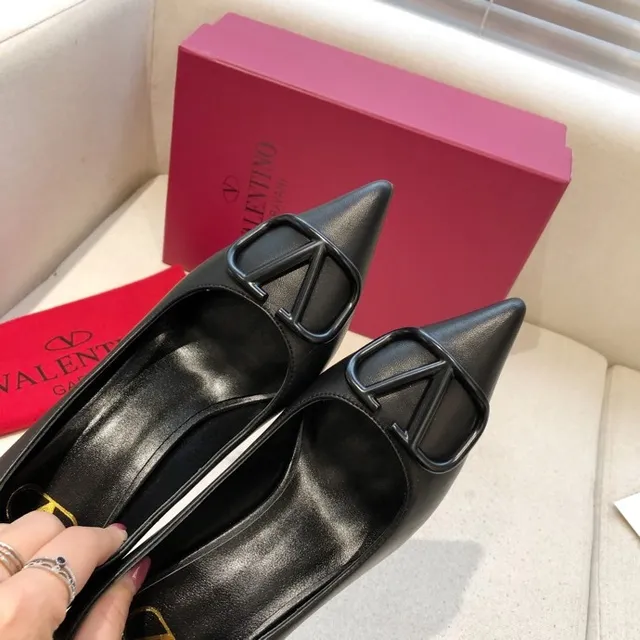 Valentino VLTN Black Leather Pointed-Toe Stiletto Pumps 4