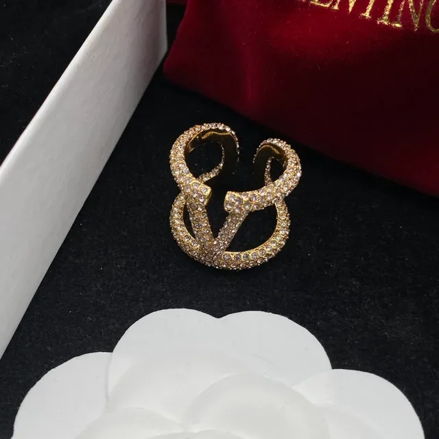 Valentino VLTN Bague Cristal Pavé Doré 5