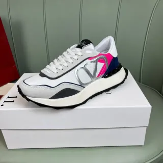 Valentino VLTN Runner Blancas Rosas Marinas Zapatillas Lifestyle