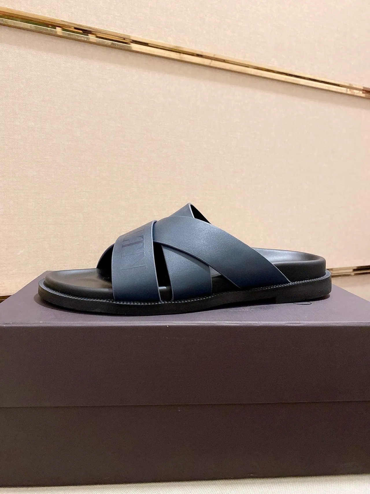 Valentino VLTN Slide Black Navy Brown 拖鞋 7