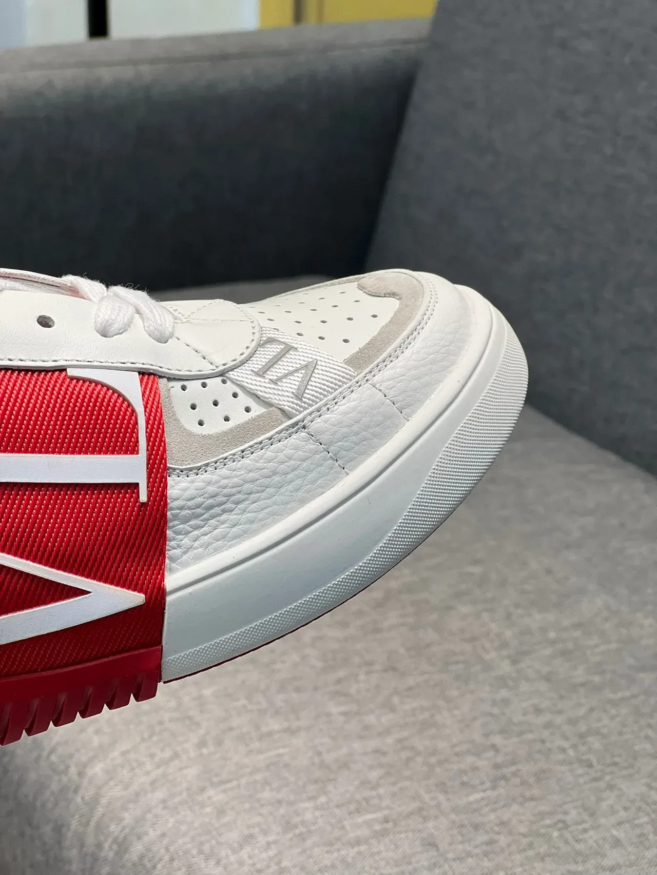 Valentino VLTN Sneaker Blanc Rouge Lifestyle Sneakers 3