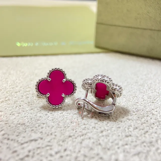 Van Cleef & Arpels Alhambra Fuchsia Enamel Clover Stud Earrings 2