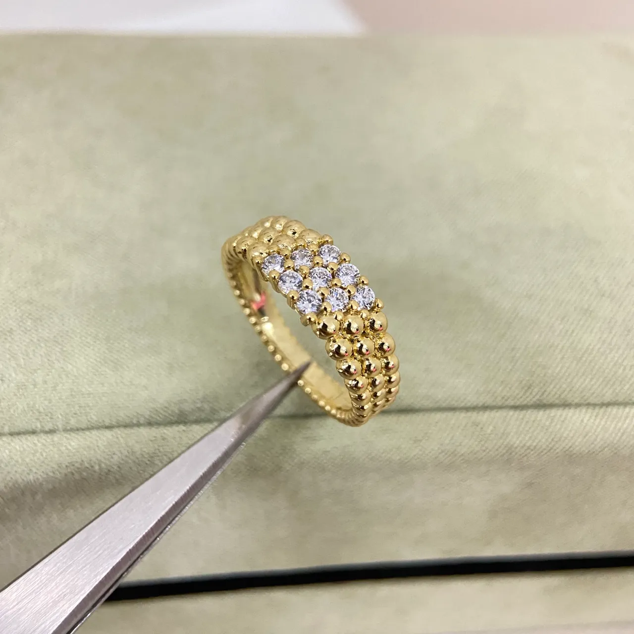 Van Cleef & Arpels Beaded Granulation Pavé Gemstone Stacking Rings 7