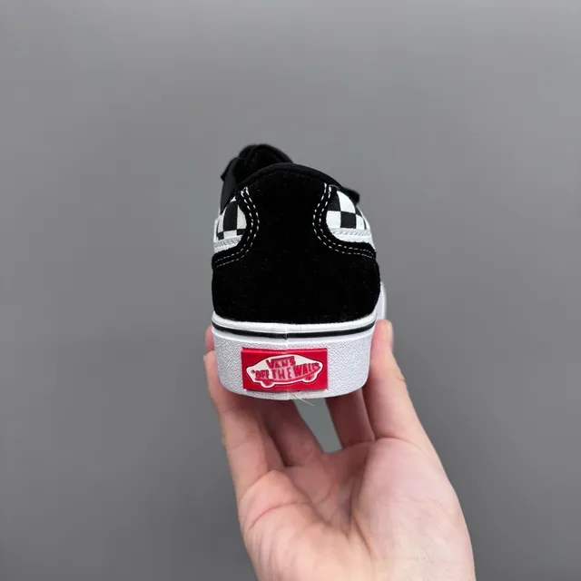 Vans Era Kids Black and White Checkerboard Skateboard Shoes 18
