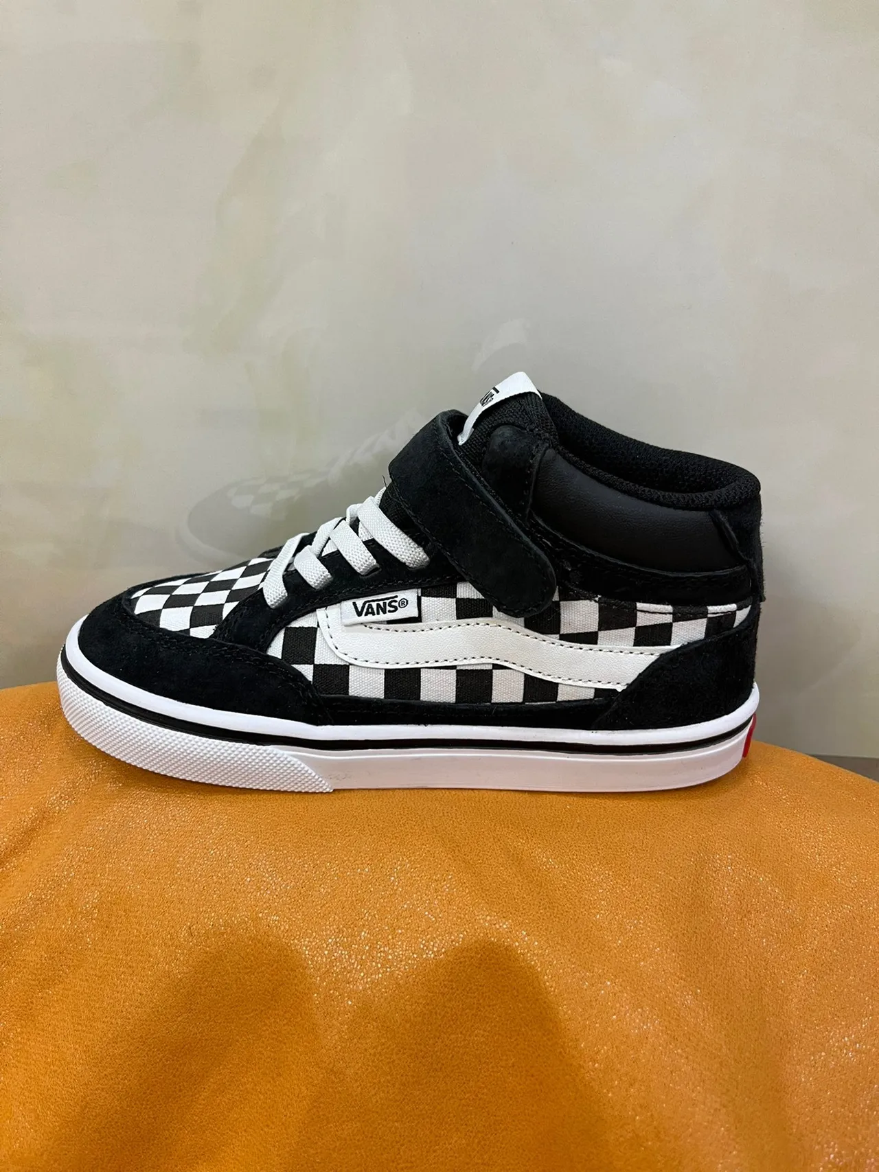Vans Sk8-Hi Kids Black and White Skateboard Shoes 4