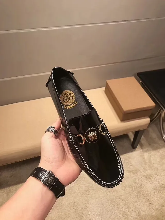 Versace Chain Reaction Noir Brillant Medusa Horsebit Mocassins 9
