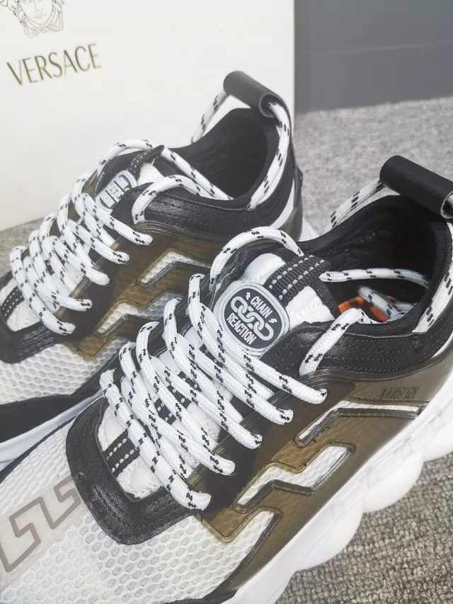 Versace Chain Reaction White Gold semelle sculptée maille et construction de superposition synthétique baskets épaisses 3