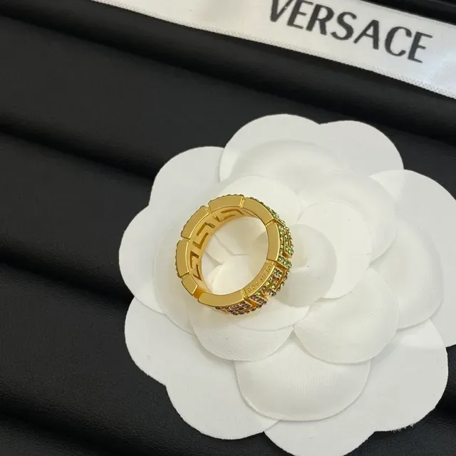 Versace Greca Odissea Anillo Cristal Encrustado Dorado 2