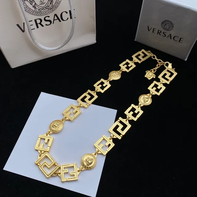 Versace Greca Odissea Doré Clé Grecque Méduse Collier 2