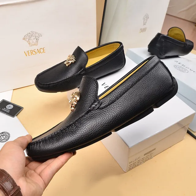Versace Medusa Head Black Gold Pebbled Leather Hardware Loafer 7