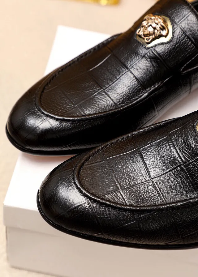 Versace Medusa Loafer 黑色鳄鱼压花皮乐福鞋 5