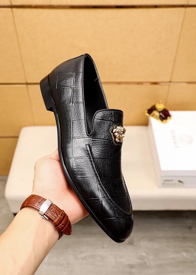 Versace Medusa Loafer 黑色鳄鱼压花皮乐福鞋 7