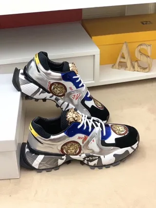 Versace Multicolore Argent Méduse Médaillon Appliqués Tête de Lion Ferrure de la Langue Baskets Chunky 1