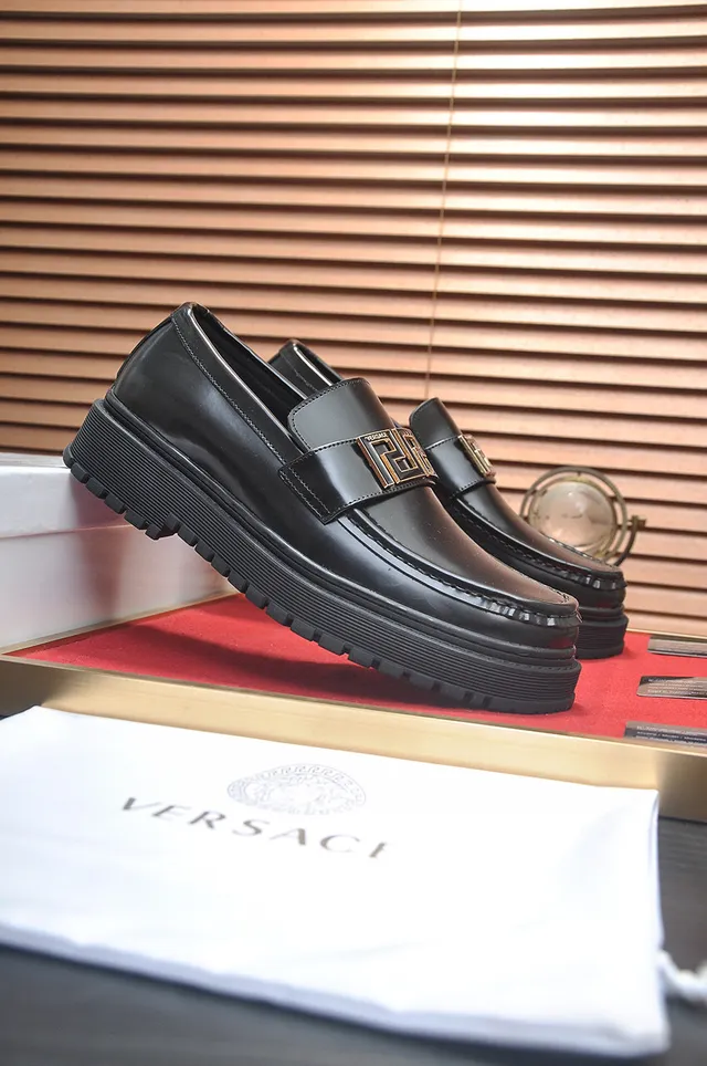 Versace Odissea Noir Doré Cuir Poli Boucle Métal Greca Loafer 3