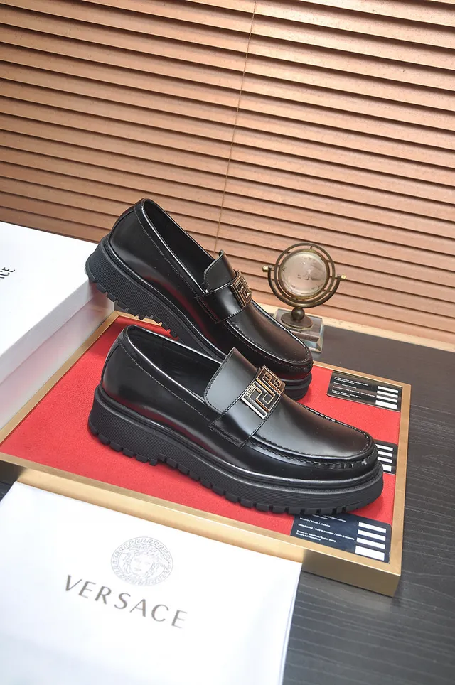 Versace Odissea Noir Doré Cuir Poli Boucle Métal Greca Loafer 6