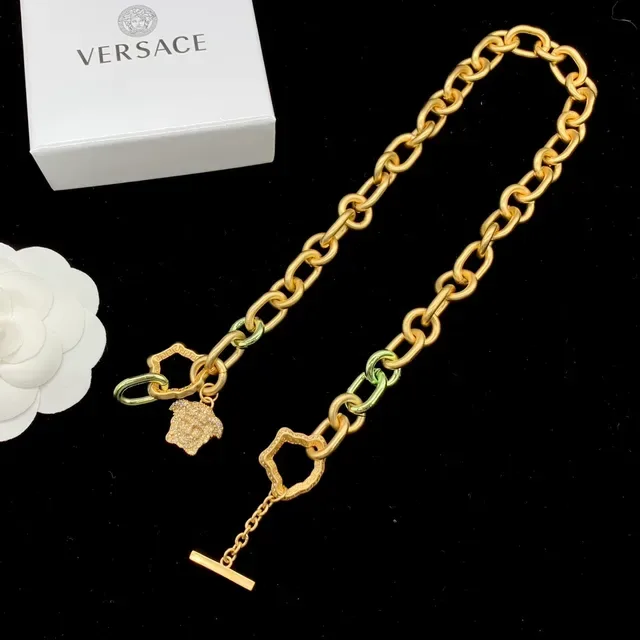 Versace Odissea Gold Green Chaîne chunky à maillons ovales pendentifs en forme de cœur Greca 5