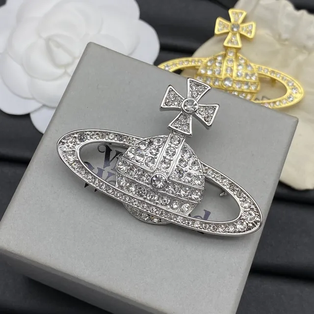 Vivienne Westwood Orb Brooch Crystal-Pavé Prata e Dourado em Tom Broches 3