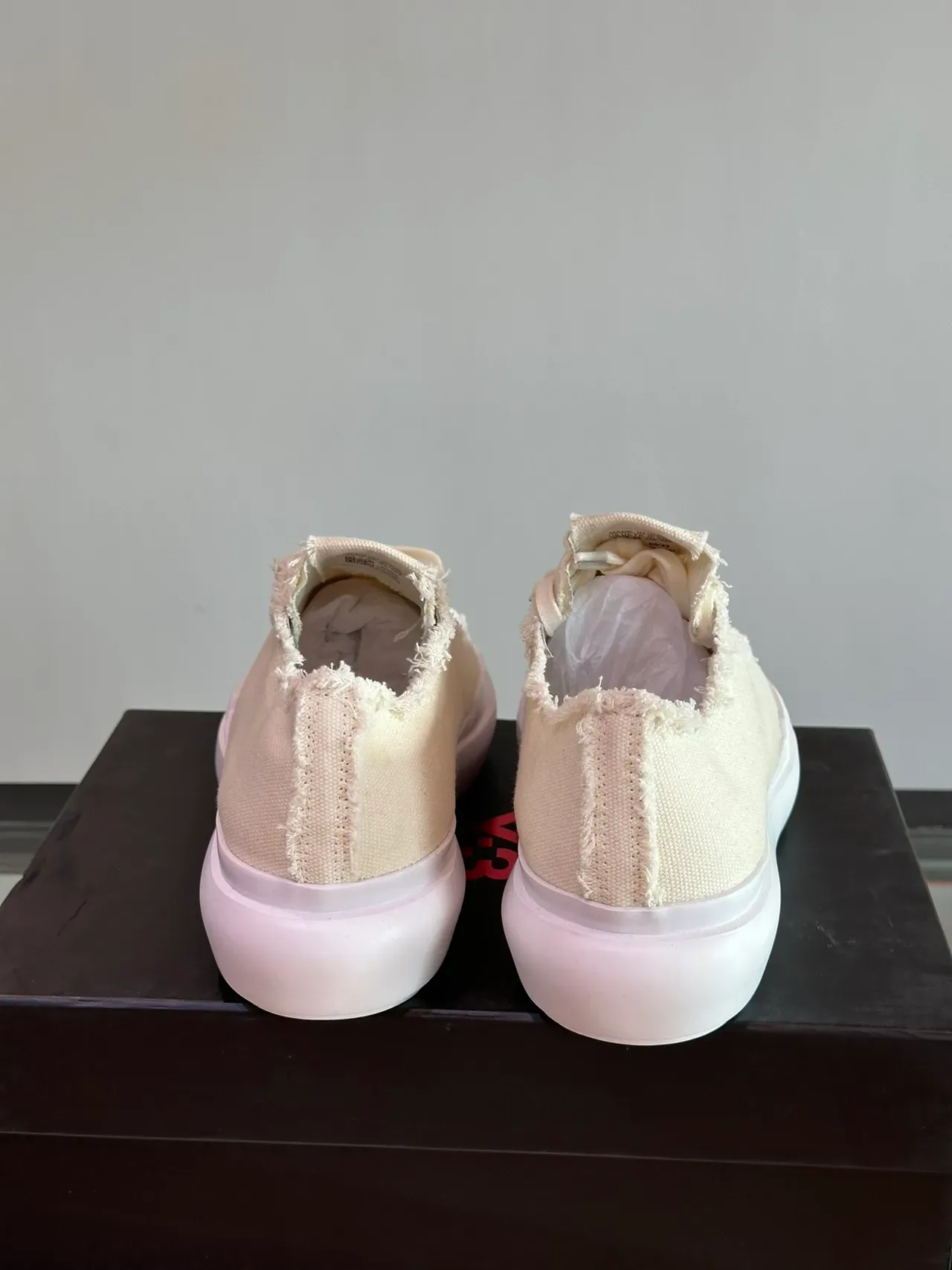 Y-3 Kaiwa Beige White Frayed-Edge Canvas Platform Sole Lifestyle Sneakers 4