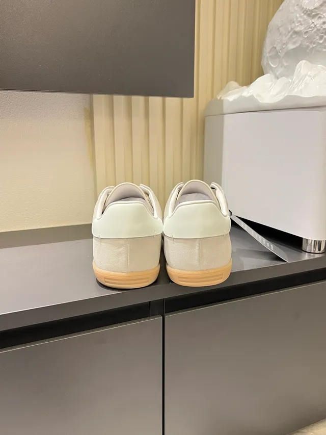 Zegna Beige Blanc Daim Supérieur Semelle Caoutchouc Lifestyle Sneakers 2