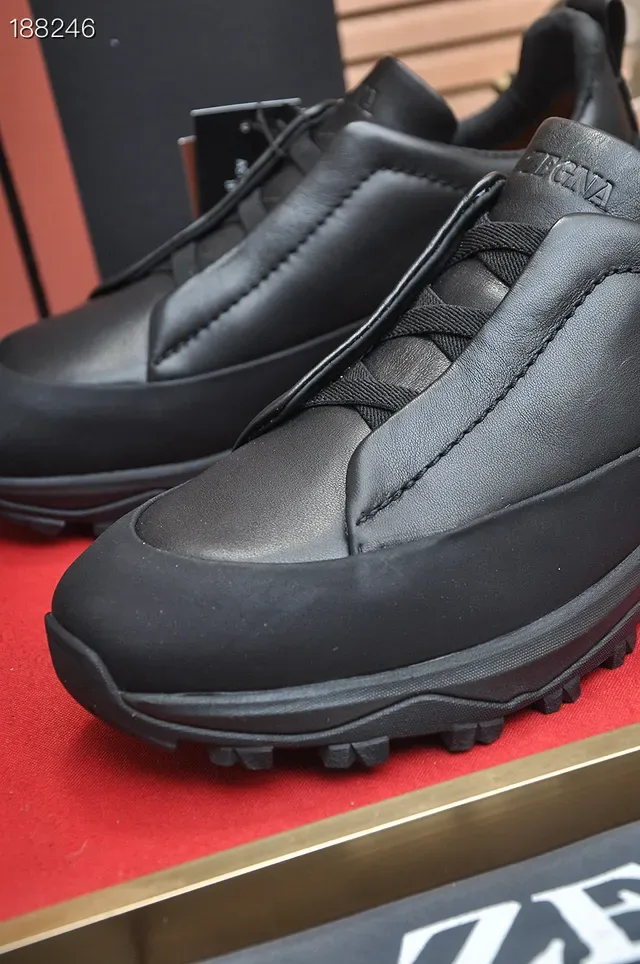Zegna Noir Slip-On Construction Panneaux Latéraux Élastiqués Chaussures Lifestyle 8