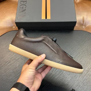 Zegna 棕色粒面皮革拉链乐福鞋