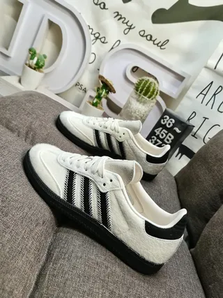 Adidas Beige Black Low-Top Suede-Terry Upper Lifestyle Sneakers 7