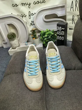 Adidas Beige Blue Low-Top Textile-Suede Hybrid Upper Lifestyle Sneakers 10