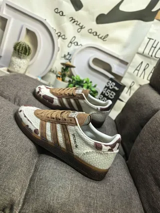 Adidas Beige Brown Textured Off-White Knit Upper Suede Three Stripes Lifestyle Sneakers 7