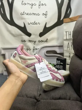 Adidas Beige Gray Low-Top Canvas Upper Lifestyle Sneakers 15