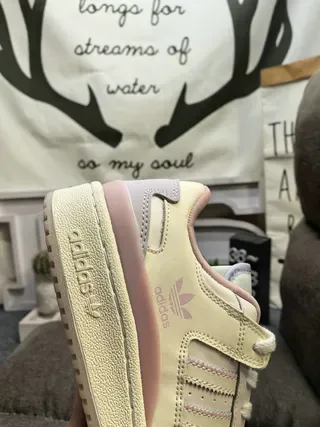 Adidas Beige Pink Low-Top Padded Collar Lifestyle Sneakers 3