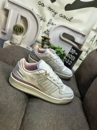 Adidas Beige Pink Low-Top Padded Collar Lifestyle Sneakers 9